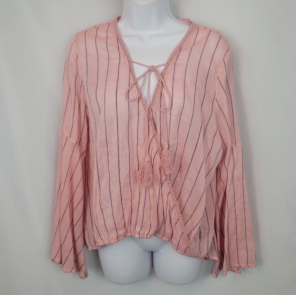 ❤ 3/$25 Miss Love Top